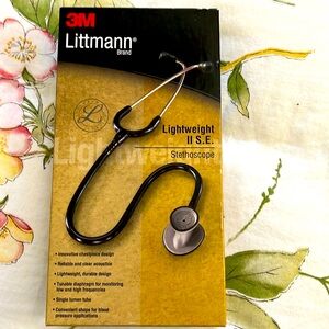Littmann Lightweight II SE stethoscope